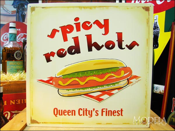 アメリカンブリキ看板 Spicy Red hots/ホットドッグ