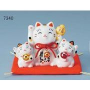 ★開運招福　薬師窯招き猫★　お目出度い「縁起の置物」　【彩絵　満願まねき猫（満願成就）】