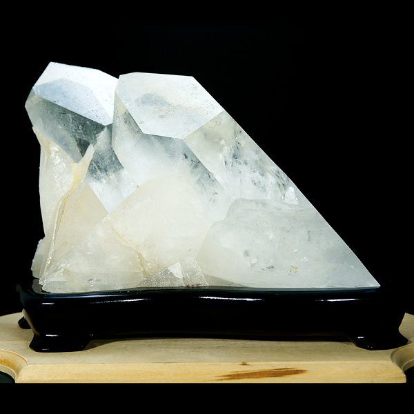 天然 水晶 クラスター 4.6kg(ロッククリスタル)インテリアストーン置物 置き物
