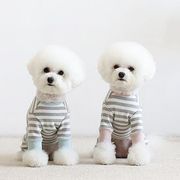 韓国のペット服犬フォーシーズンズニット四本足服テディ子犬子犬服