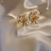 銀針 真珠 花 ピアス レトロ 貝殻 球状 耳飾り フラワーピアス パールピアス 特集