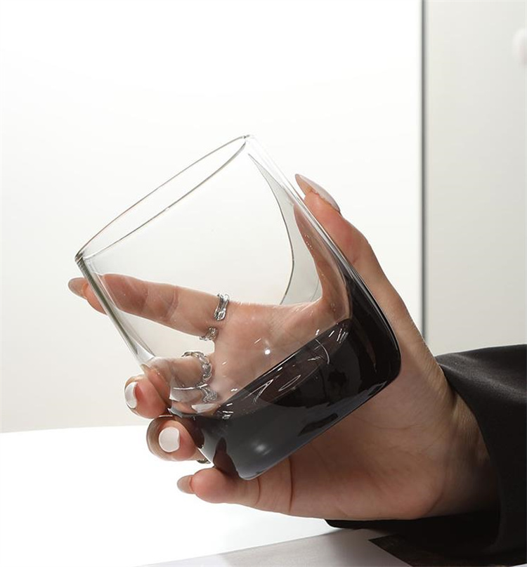 話題の注目アイテム INSスタイル ハイフットグラス ユニークなデザイン ウイスキーグラス ワイングラス