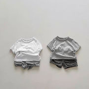 【1-4歳】韓国風子供服  ベビー服  赤ちゃん  セットアップ   Tシャツ+ショートパンツ  男女兼用  2色
