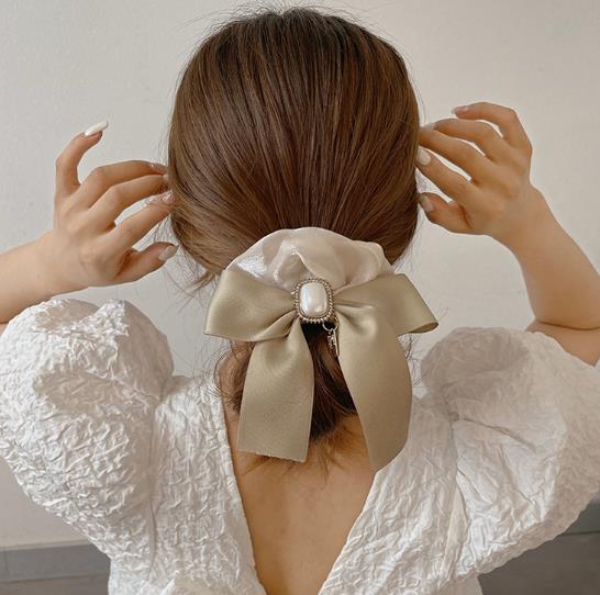 秋冬新作 韓国風  髪飾り   ヘアゴム  蝶結び  レディース    ヘアアクセサリー    ファッション    2色