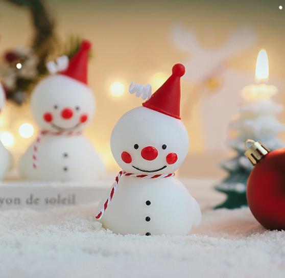 クリスマス  アロマキャンドル   蝋燭 ローソク  雪だるま  装飾品 小物 インテリア