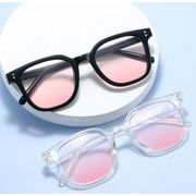 新作赤面美白メガネ ラージフレーム 高付加価値 純情スタイルメガネ