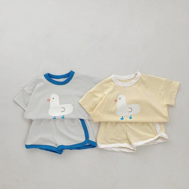 夏新作 韓国風  子供服  ベビー  トップス  Tシャツ  +ショートパンツ  セットアップ  2色