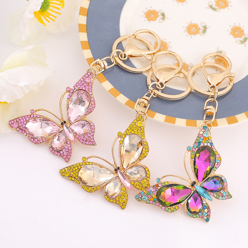 日本と韓国のファッションダイヤモンド蝶キーチェーンバッグペンダント装飾キーチェーン小さなギフト