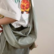 【2023夏新作】韓国風　レディースファッション　オシャレ　バッグ　ショルダーバッグ　肩掛け