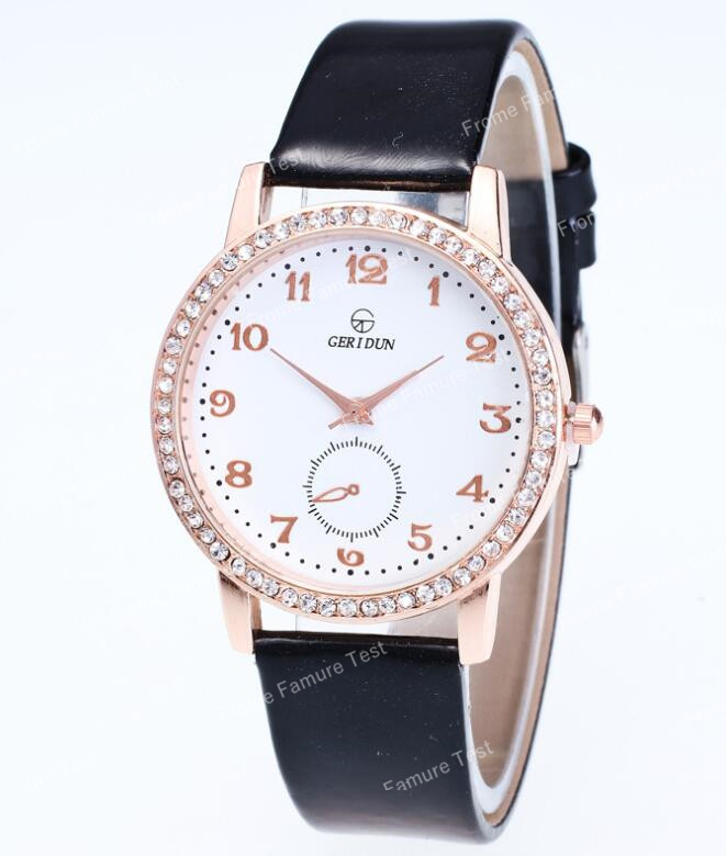 韓国の新しいレディースとメンズファッションの安い時計ベルトマルチカラー時計ライトウォッチ防水ギフト