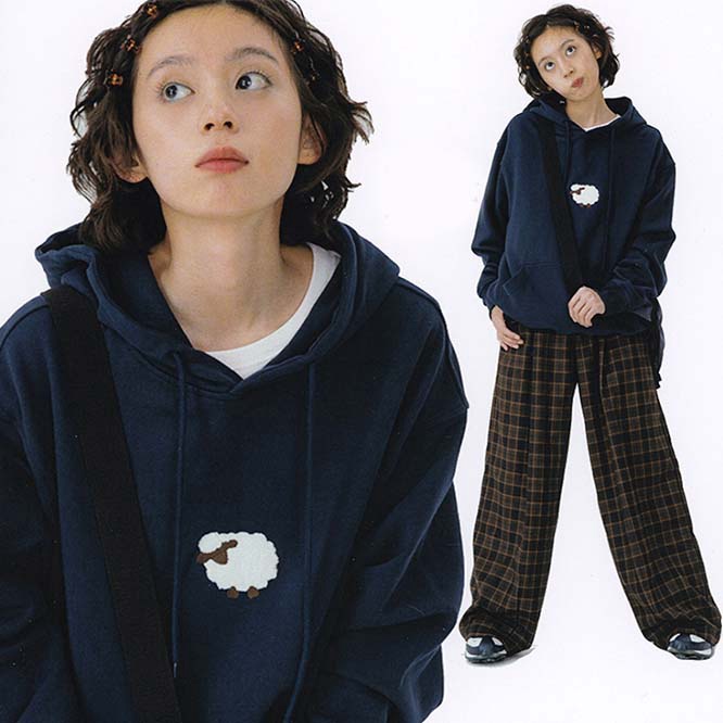 【UNRETRO】正規品 2023秋新作 韓国風レディース服　秋　カジュアル　パーカー　きれいめ