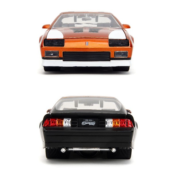 1:24 CHEETOS 1985 CHEVY CAMARO Z28 w/ CHESTER CHEETAH