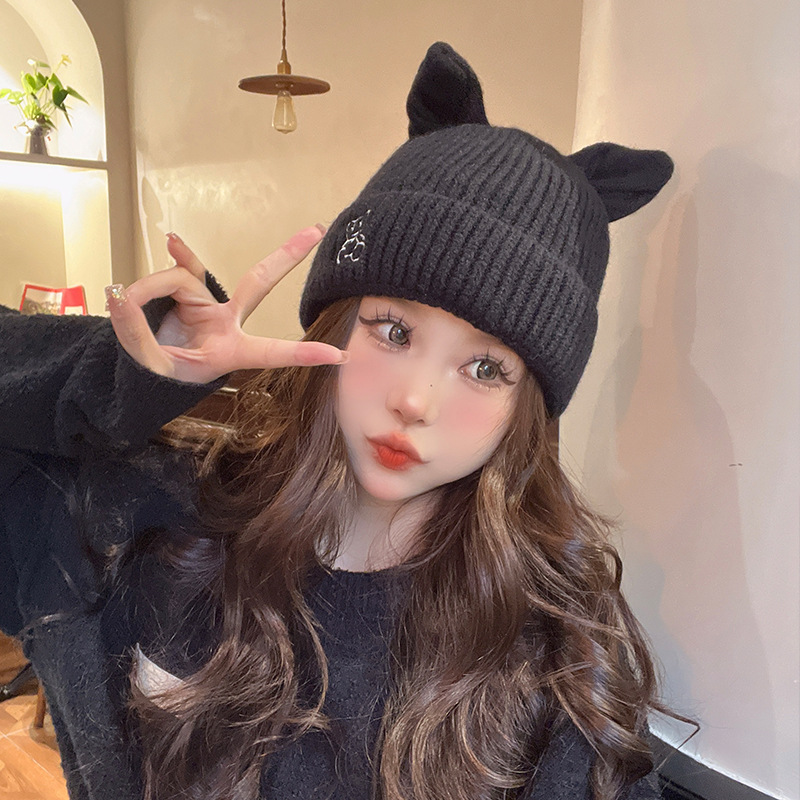 レディース帽子　ニットキャップ　猫耳　韓国ファッション　秋冬　かわいい　刺繍
