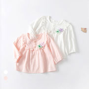 2022年春の女の子韓国版小花ラウンドネックシャツ女の赤ちゃんボトミングシャツ外国風無地コート