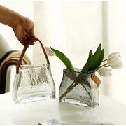 INS  チューリップ  インテリア  グラス 手に提げ  花瓶  置物を飾る ファッション 雑貨 創意撮影装具