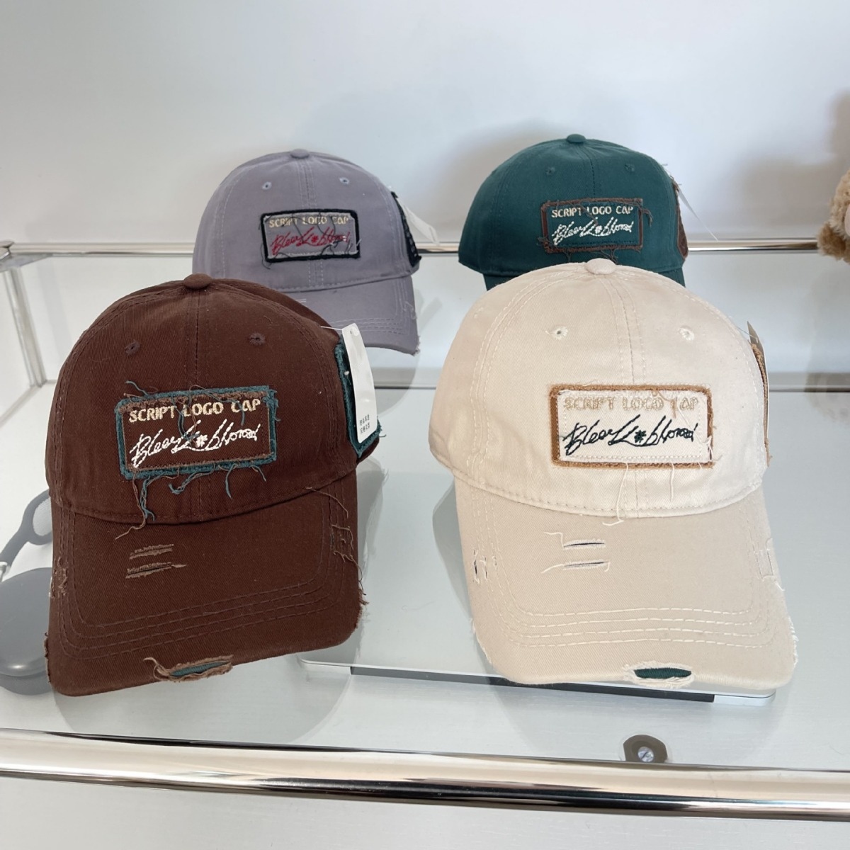 帽子　キャップ　野球帽　刺繍　レディース　韓国ファッション　デザイン　7colors
