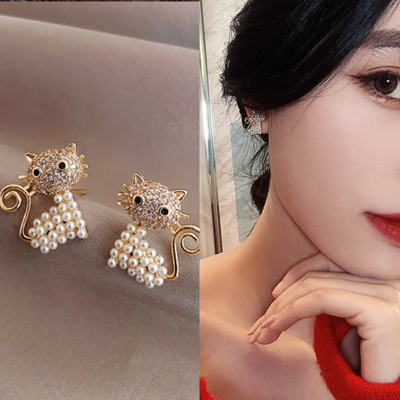 S925 シルバー針 可愛い ジルコンパール 猫のピアス 女性のピアス 日本と韓国でも人気 猫の雑貨