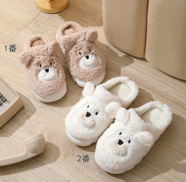 韓国ファッション クマ スリッパ ルームシューズ かわいい 滑止 bear room shoes 2colors / ベア もこもこ ルームシューズ