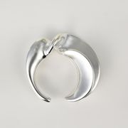 【Nothing And Others/ナッシングアンドアザーズ】Asymmetry twist Ring