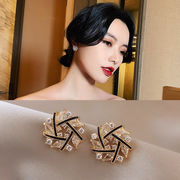 925シルバーニードルクロスピアス2024新しい流行のイヤリング韓国のイヤリング個性ハイエンドのイヤリング