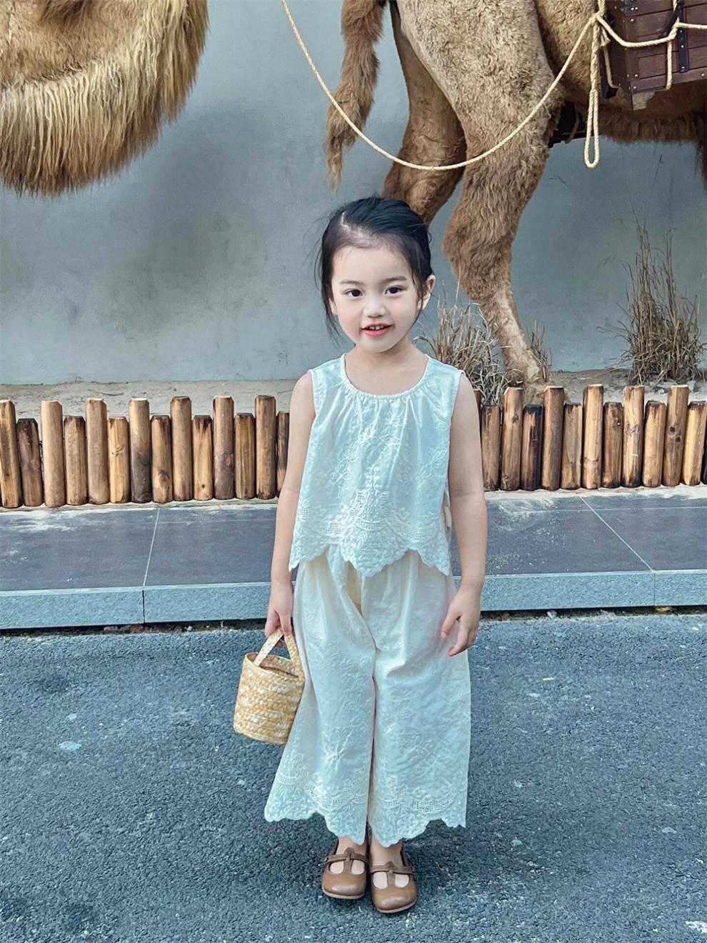 韓国子供服出品中様 2024」☆子供服☆トップス+ズボン☆セットアップ☆水玉☆韓国風