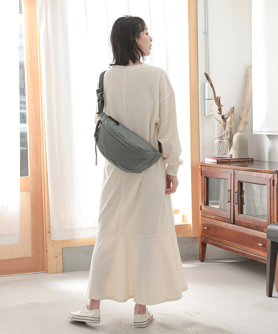 専用出品　rosy khakiボディバッグ 専用出品 rosy khakiボディバッグ 【公式通販】