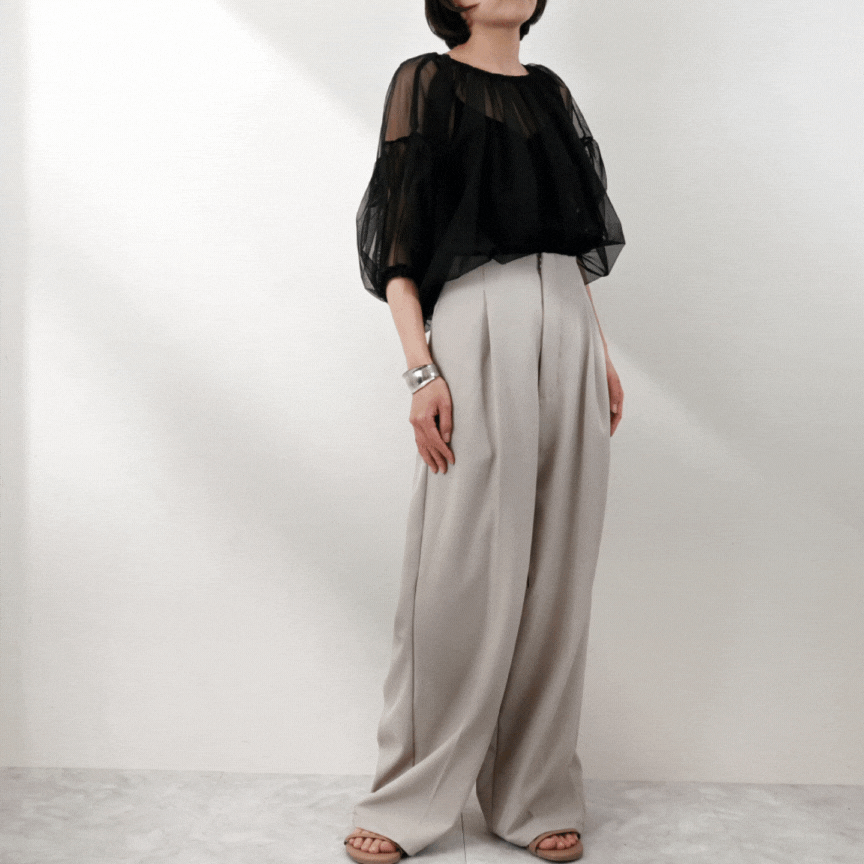 □　期間限定特価　□チュールレイヤードギャザーブラウス(31732)