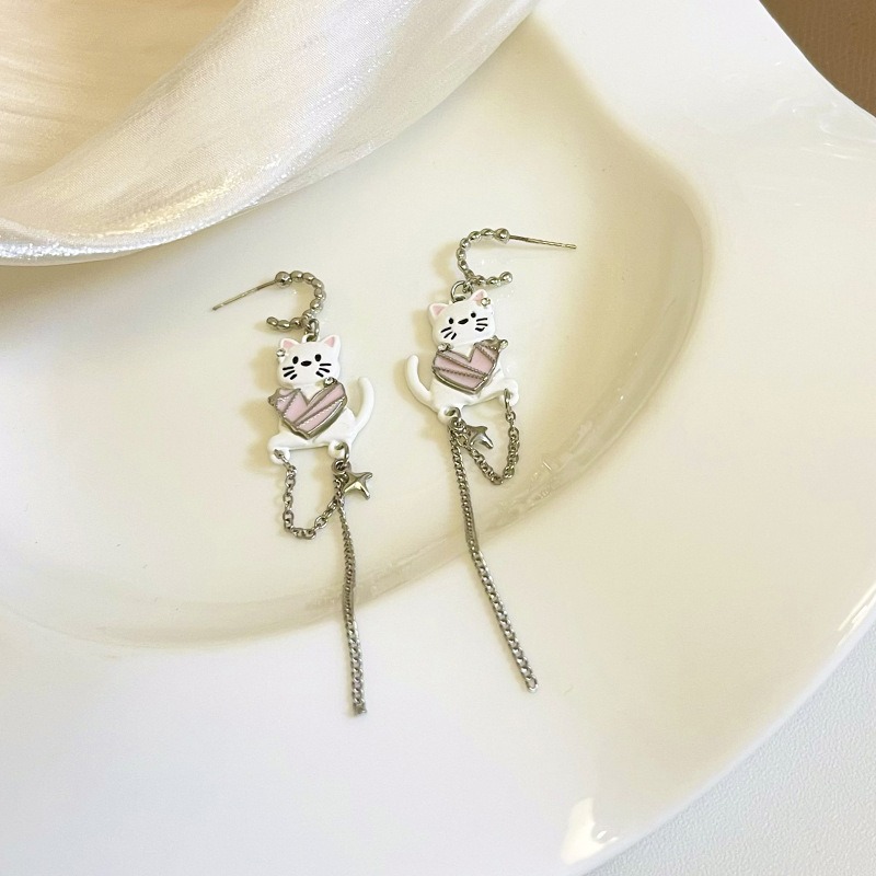 好評 s925ピアス 猫 猫雑貨 タッセル白猫ピアス 愛猫のピアス アクセサリー