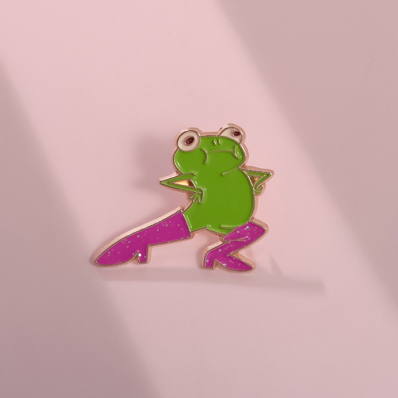 【英国】 【純銀】カエルのブローチ　ピン 英国】 【純銀】カエルのブローチ ピン （蒔絵 カエルピン