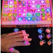 ファッション雑貨★指輪★リング★アクセサリー★玩具★発光