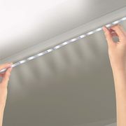 LEDセンサーテープライト	AXL-682