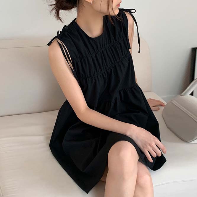 【夏オシャレ】韓国風レディース服 ノースリーブ ワンピース カジュアル   オシャレ　お出かけ　