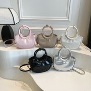 ショルダーバッグ　韓国ファッション　デザイン　通勤