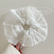 シュシュ　ヘアアクセサリー　韓国ファッション　ドット柄