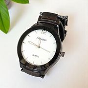 ブラック＆ホワイト　バイカラーメンズウォッチ　日本製クオーツムーブメント