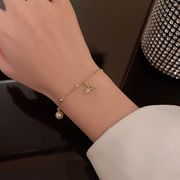 可愛い パール ジルコン ホエールテールブレスレット  鯨の尻尾 フィッシュテール 女性ブレスレット