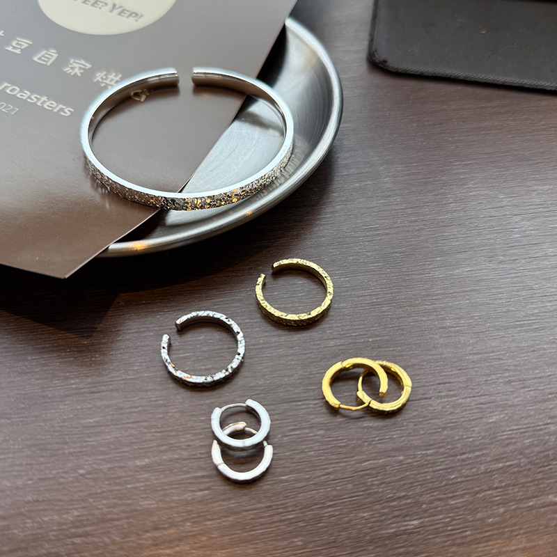 うろこ風フープピアス 指輪 リング ブレスレット キャッチレス S925 シルバーアクセサリー アレルギー対応