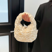 フリルハンドバッグ　可愛い　韓国ファッション　デザイン