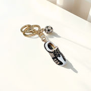 クリエイティブなワールドカップサッカーシューズキーホルダー合金キーリングバッグペンダント 記念品