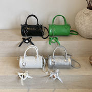 ショルダーバッグ　韓国ファッション　デザイン PUバッグ カバン 肩掛けバッグ　ハンドバッグ