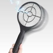 電池式　バチバチショッ蚊～くん AXL-694