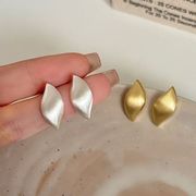 「限定販売」  S925ポスト　 ハンドメイド ピアス　アクセサリー ピアス　アクセサリーパーツ　イヤリング