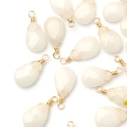 【天然石】ホワイトアベンチュリン カットチャーム 約15×10mm ゴールドワイヤー ハンドメイド素材