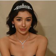 花嫁用 ティアラ3点セット ネックレス＆ピアス付き 欧米風 豪華でエレガントなウェディングアクセサリー