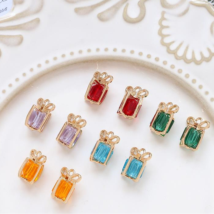 プレゼントボックス チャーム アクセサリーパーツ 資材 ハンドメイド 手芸素材 クリスマス 飾り ギフト