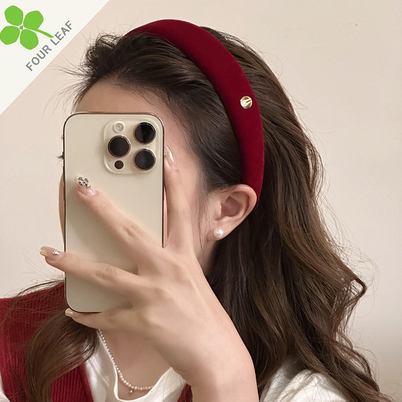 ベロア カチューシャ 髪留め ヘアアクセサリー 髪飾り やさしい 高級感 ファッション 秋冬