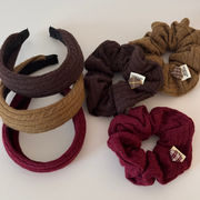 シュシュ　カチューシャ　ヘアアクセサリー　レディース　デザイン　韓国風　髪飾り