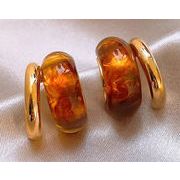 レーディス エレガント 琥珀風 湾曲 デザイン ピアス 　e0203