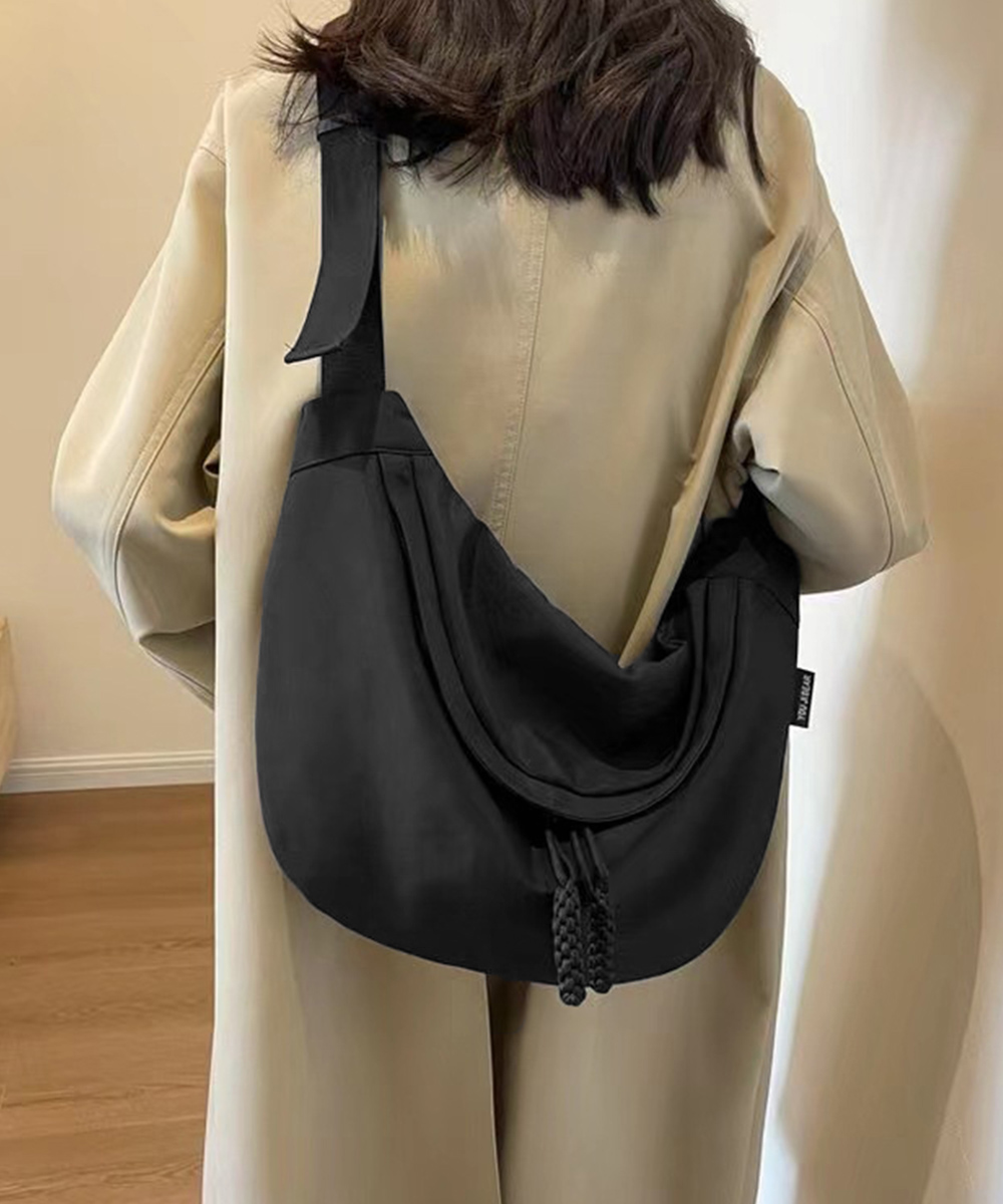 【日本倉庫即納】 ホーボーバッグ 三日月型ショルダーバッグ