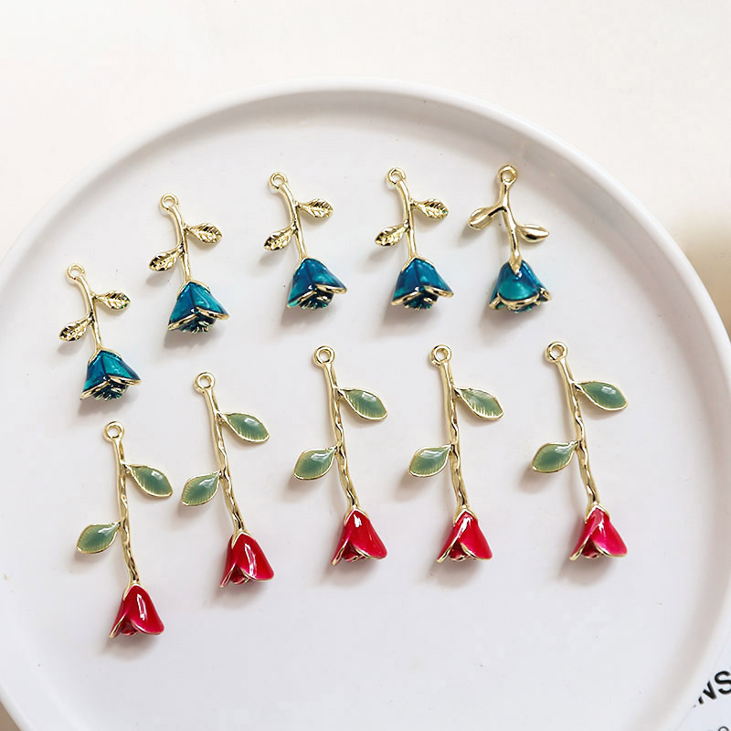 ハンドメイド 金 花 フラワー アクセサリーパーツ 手作りチャーム 1輪バラ 金属チャーム ハンドメイド 薔薇